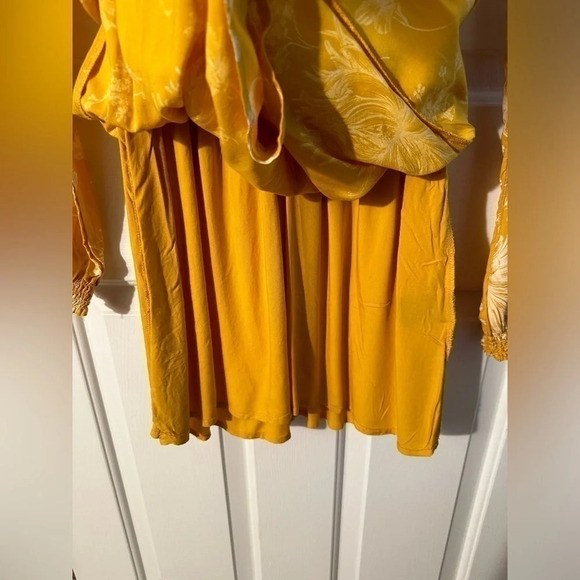 OBEY Long Sleeve Lightweight Mini Dress in Daffodil Elastic Waist and Lining - Picture 4 of 8